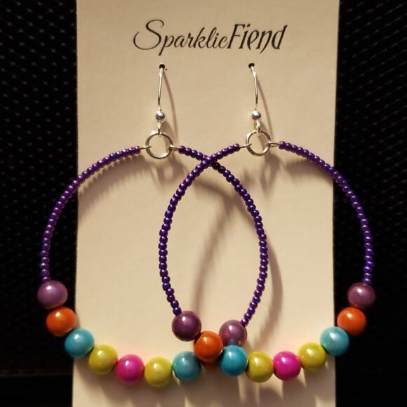 Rainbow beaded hoop earrings - Picture 6 of 7